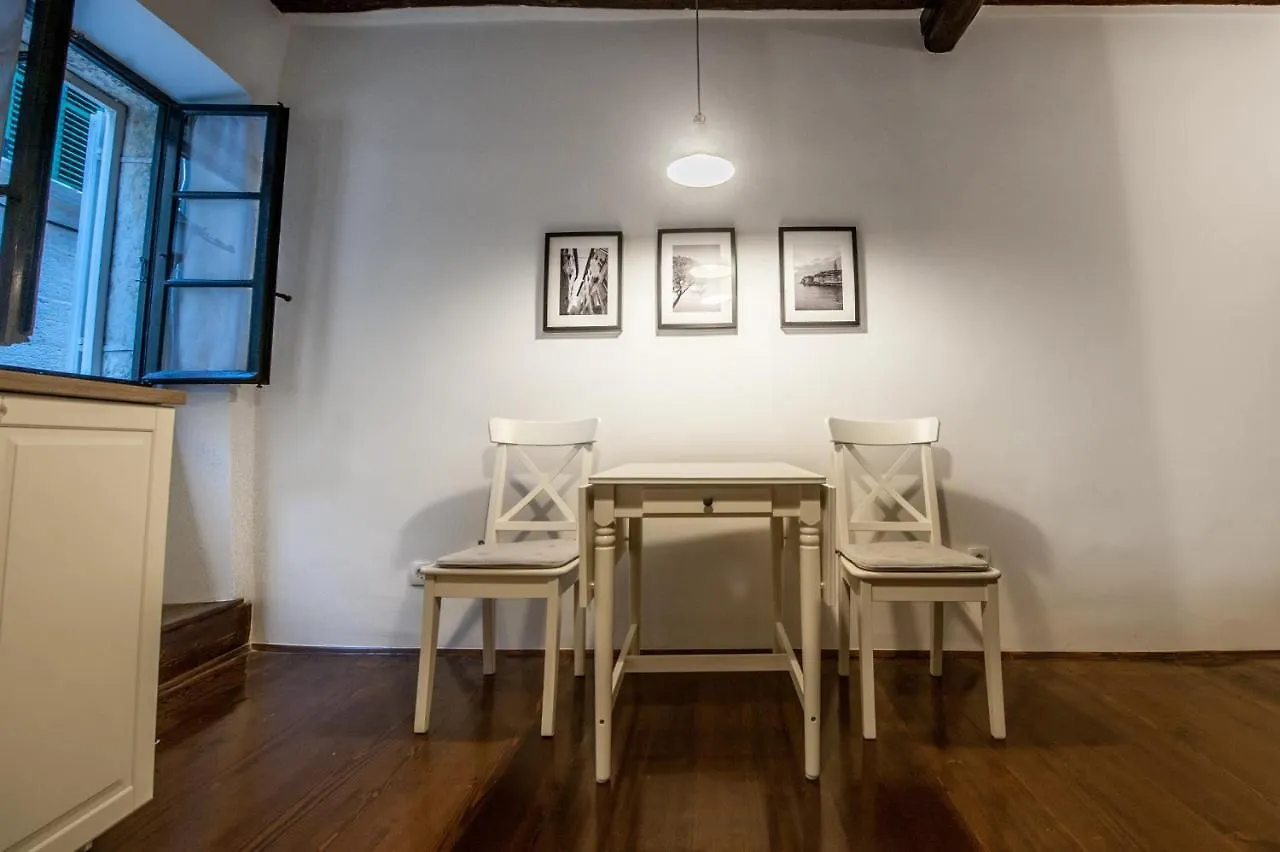 Studio Apartment Casa Di Pietra Rovinj Croatia